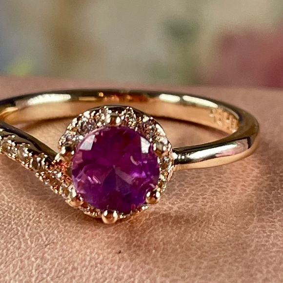 1.2ct Lav/Pink Sapphire 14K Rose Rolled Gold Ring - Picture 3 of 8